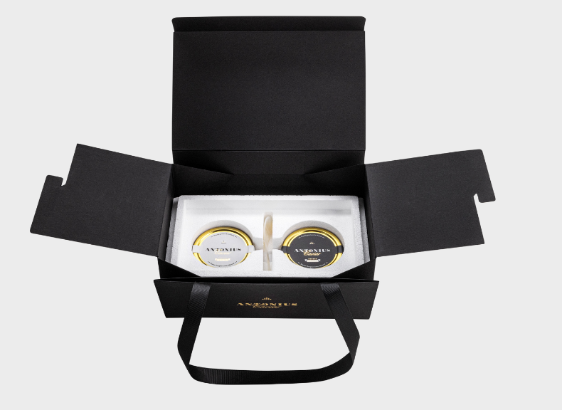 Intérieur du coffret cadeau Antonius Caviar